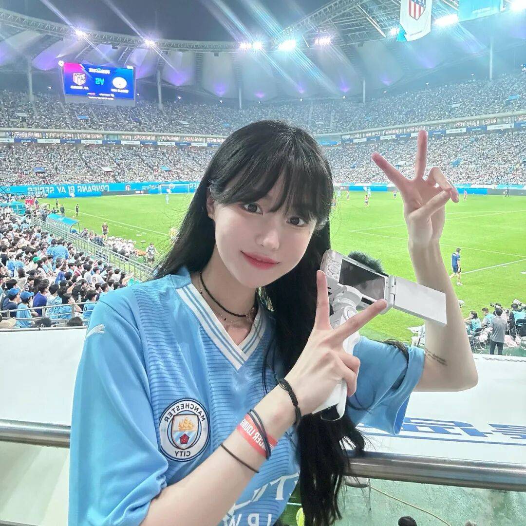 英超联赛：阿斯顿维拉阴沟翻船，曼彻斯特城状态回升