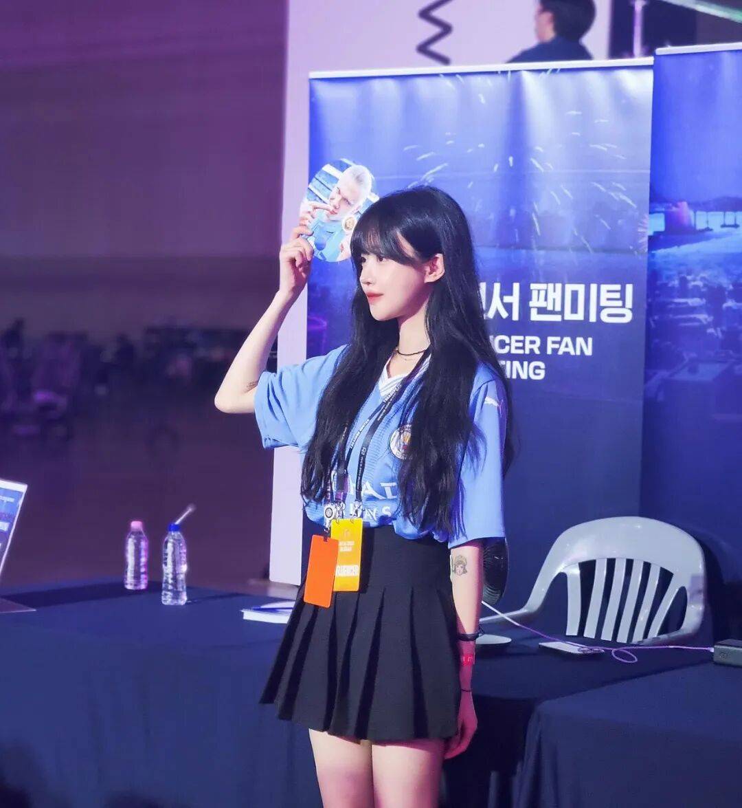 英超联赛：阿斯顿维拉阴沟翻船，曼彻斯特城状态回升