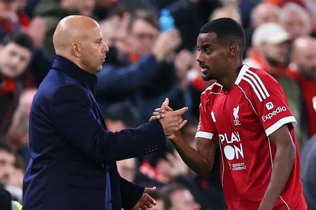 仅7次传球！英超标王沦为水货 斯洛特不该用他首发