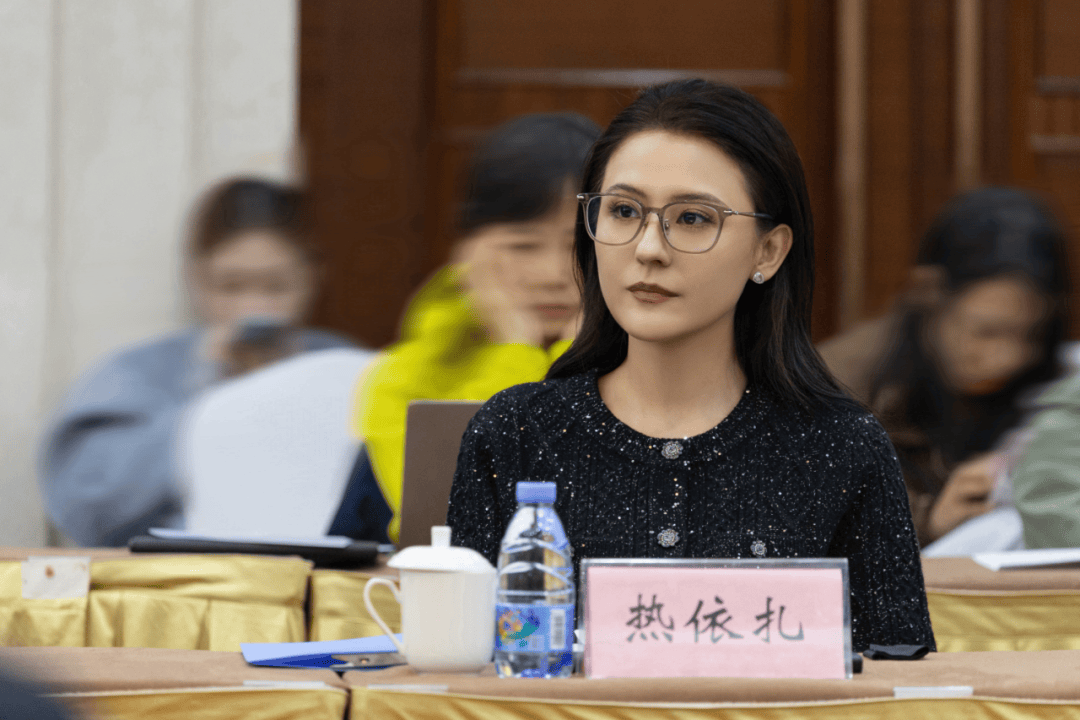 《灼灼韶华》何以位列历年央八CVB收视率冠军？