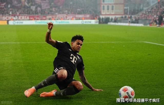 英超德甲三场2:2平局剧本雷同！迪亚斯、戳萨进球候选本轮最佳！