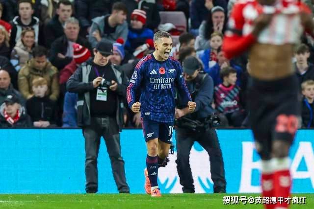 英超德甲三场2:2平局剧本雷同！迪亚斯、戳萨进球候选本轮最佳！