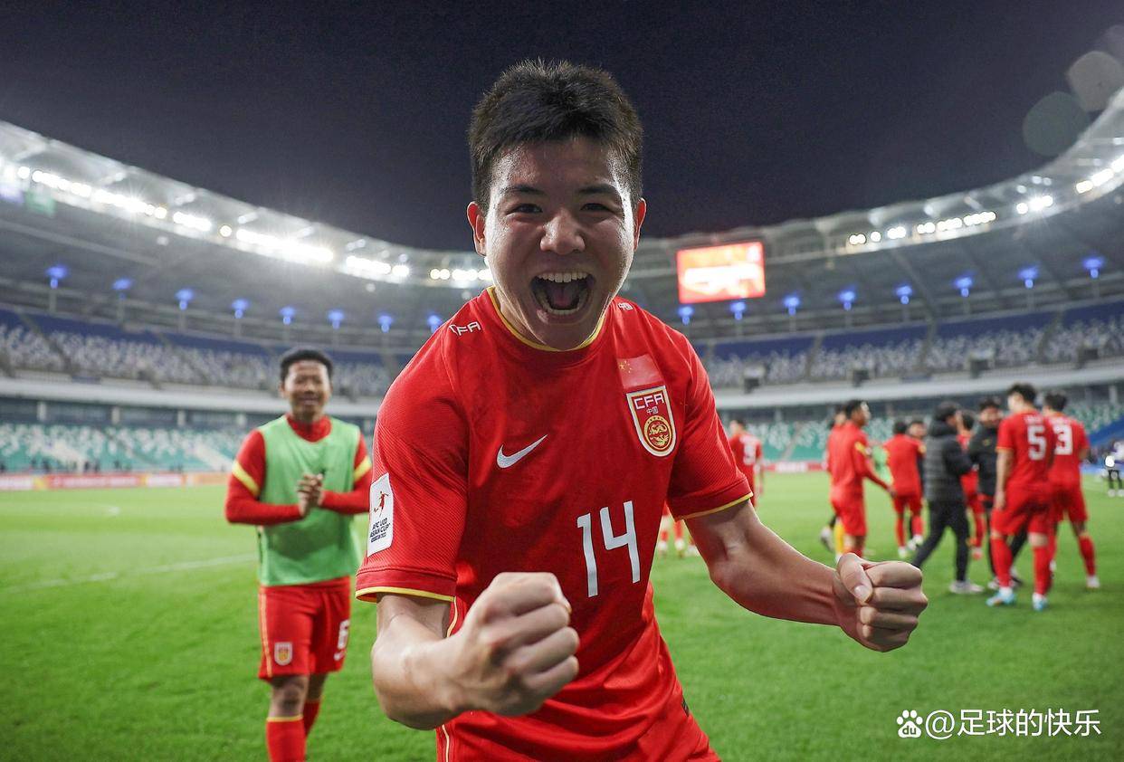 爆！21岁国足铁腰锁定英超狼队？接触半年+邵佳一牵线，劳工证破局路径全曝光