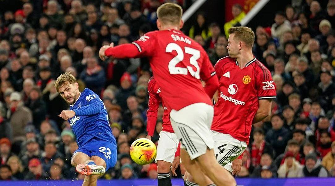 英超13轮：西北伦敦德比重回争冠重量级，曼联被打回原形？