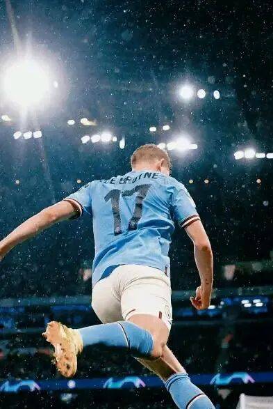 德布劳内，早日康复！