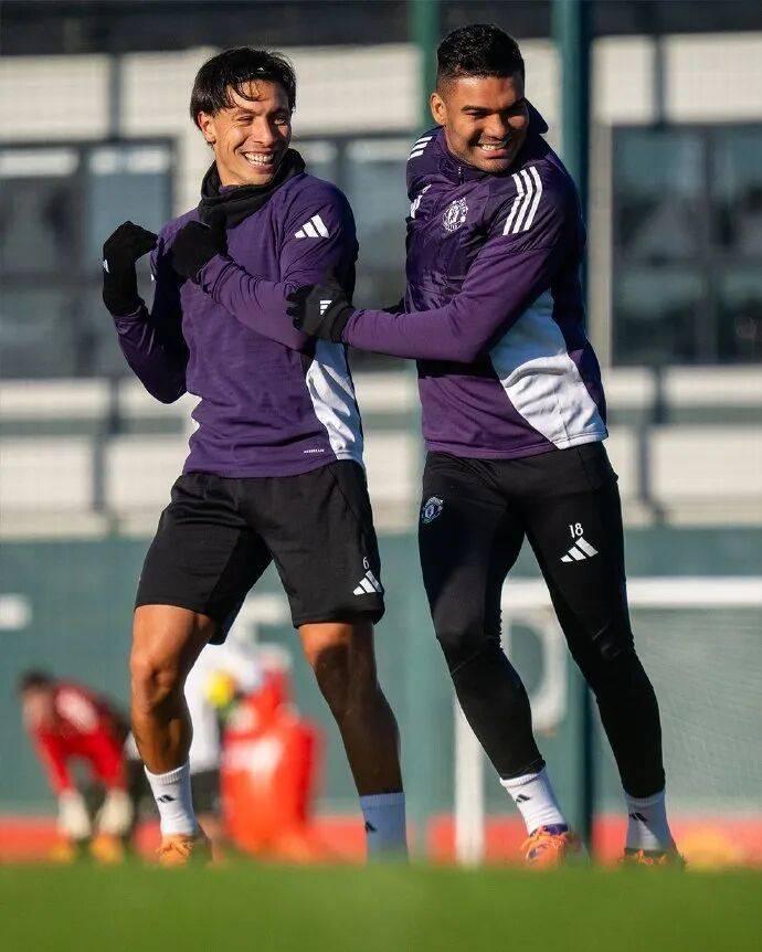 新闻｜竞争对手相继受阻，曼联需把握好机会！