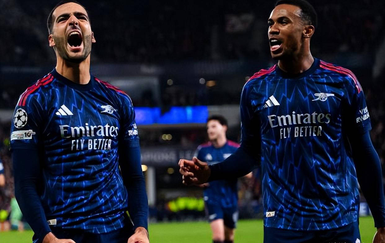 英超第11轮赛程分析：热刺对曼联、枪手迎战桑德兰、蓝军迎战狼队